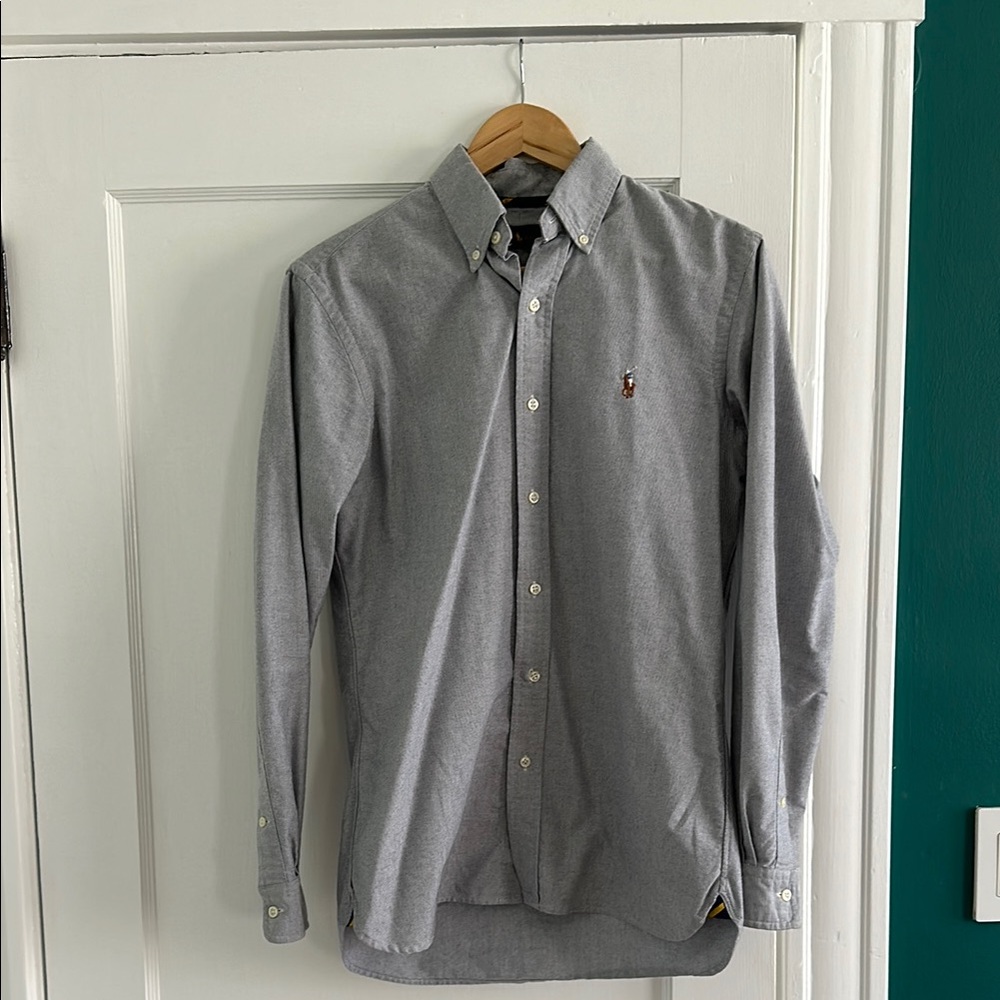 Men's Gray Button-Down Shirt